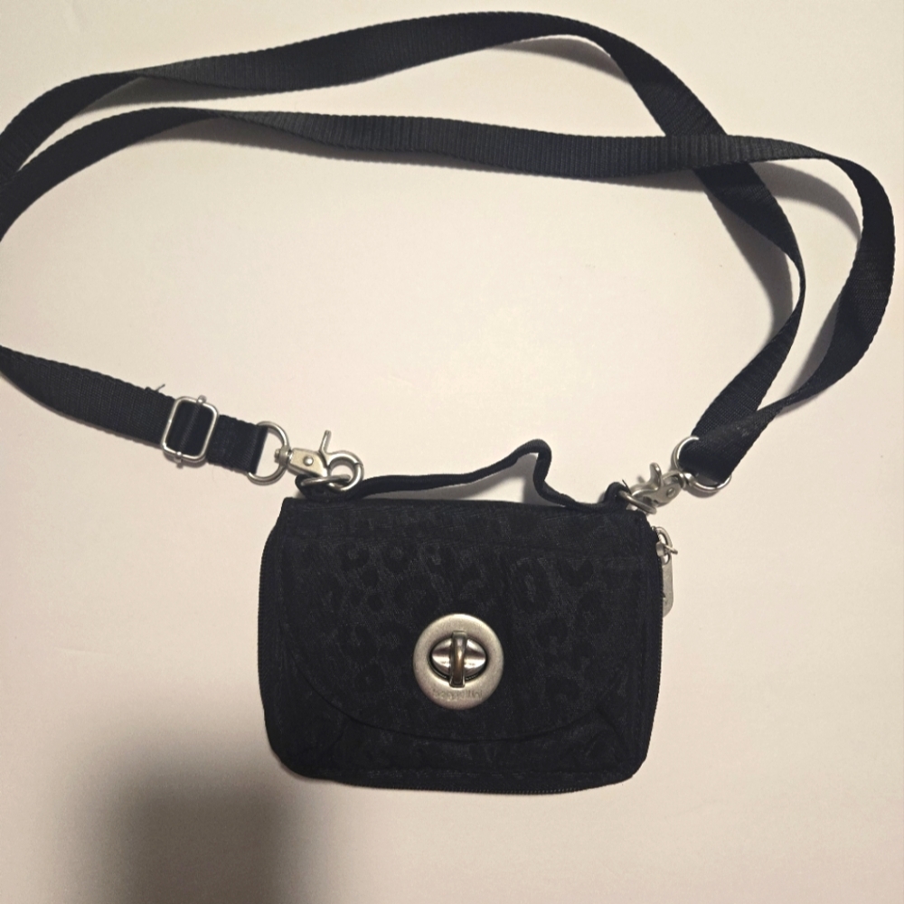 Baggallini small wallet purse